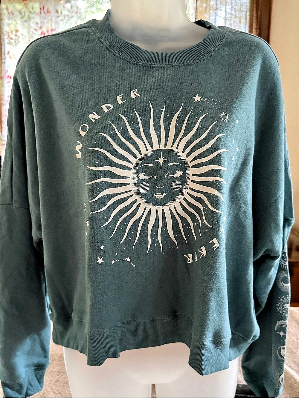 Grayson Threads Wonder Seeker Sun Moon Graphic Sweatshirt sage green - Medium